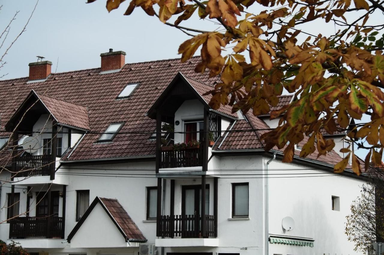 Arany Sziget Apartman Siofok Exterior photo